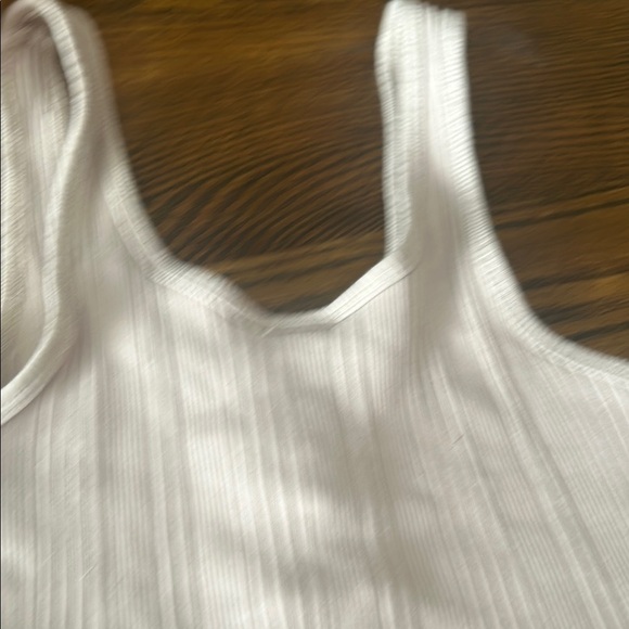 Garage Ribbed Crop Tank Top - Picture 7 of 11